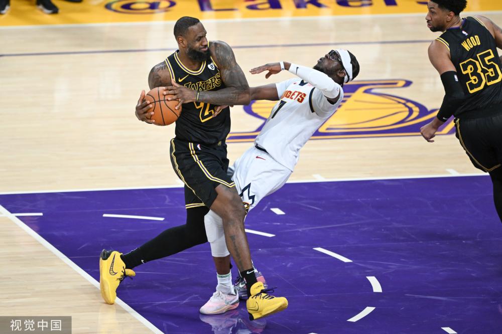 成为球队发 成为球队发